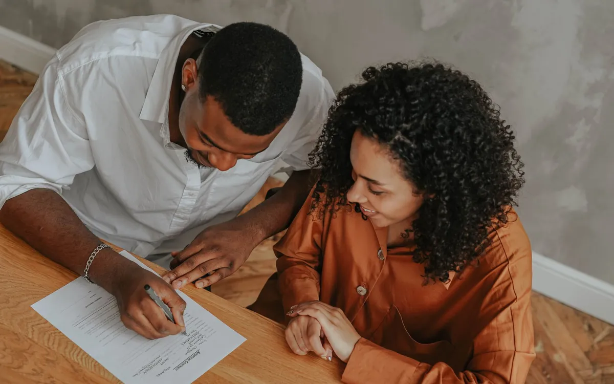 A couple completing a court marriage