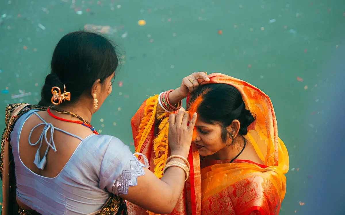 The vermilion of a Hindu bride